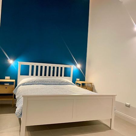 Fafa Apartment City Center ナポリ エクステリア 写真